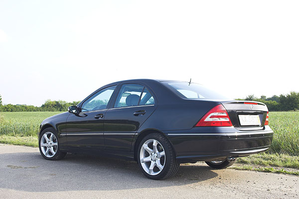 benz060607-3.jpg